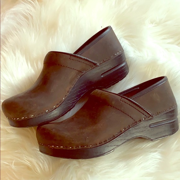 poshmark dansko clogs